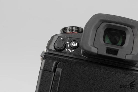 松下LUMIX GH6机身背部按键区域