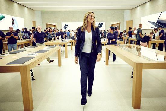 ▲Angela Ahrendts 。图自:Fortune