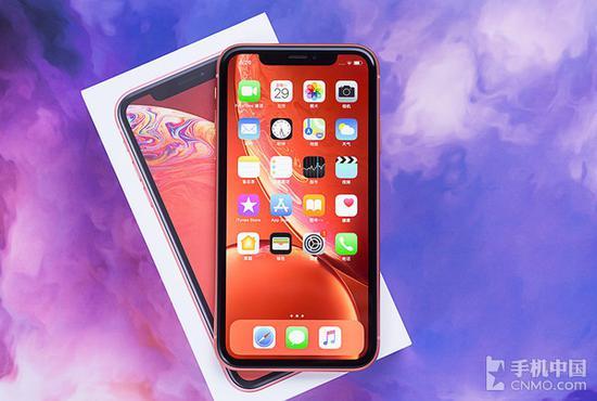 iPhone XR