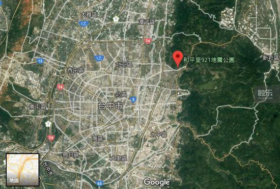 和平里921地震公园,位于北屯区原东山国中及军功小学旧址,1999年921地震的断层带正好经过校区,使校舍毁坏,后即改为公园,成为大坑风景区的景点