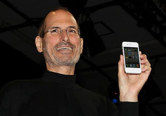 iPhone 4于2010年发布