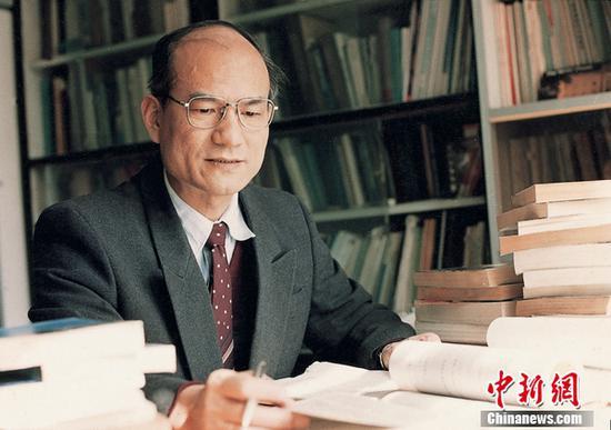 中国科学院院士、中国工程院院士刘永坦;哈工大供图