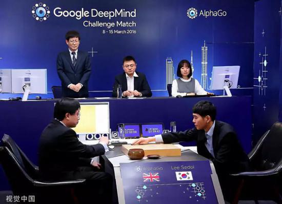 2016年3月,Alpha Go击败了代表人类出战的李世石。图 | 视觉中国