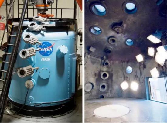 NASA阿蒙森空间中心的撞击模拟实验室(Ames Vertical Gun Range,简称AVGR)就是著名的撞击模拟实验室之一。在这样的实验室里,我们可以用不同尺寸和材质小球来模拟撞击物,撞击速度、角度,被撞表面的重力、材质也可以模拟。 来源:NASA