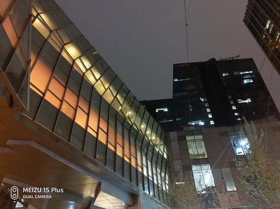 魅族15 Plus样张