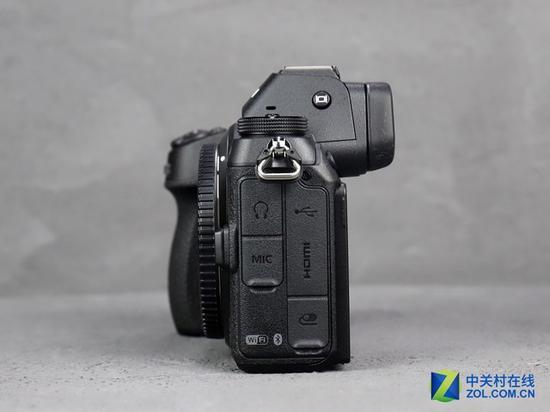 尼康Z7左侧设计