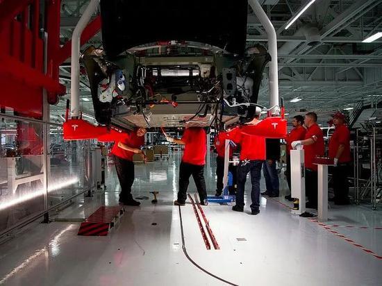 特斯拉汽车 图片来源:特斯拉官网