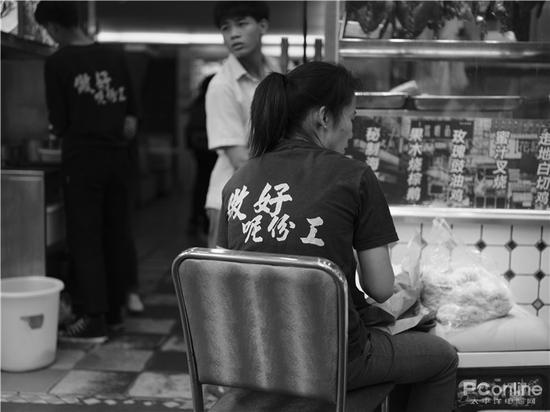 “ACROS”是黑白摄影的最佳选择