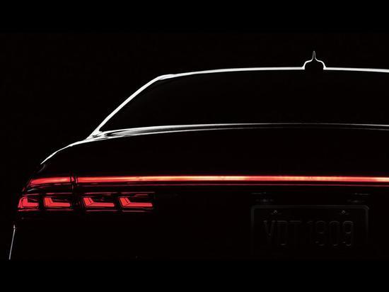 2019款奥迪A8的OLED尾灯(图源:Audi)