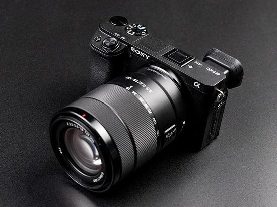 索尼A6400的得分低于A6300和A6500