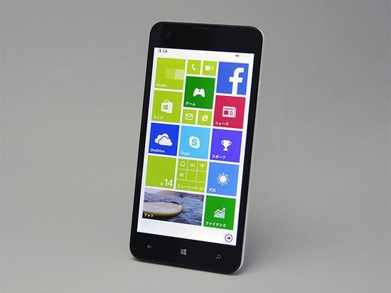 今年6月发布的WP8.1机型——MADOSMA Q501(图片引自itmedia)