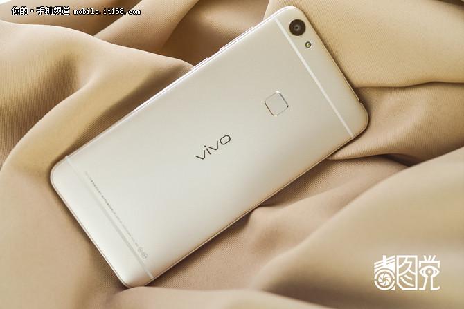 vivo X6反面