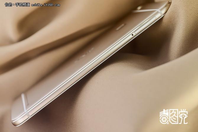 vivo X6侧面