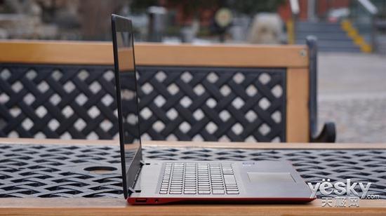 联想ideapad 700S