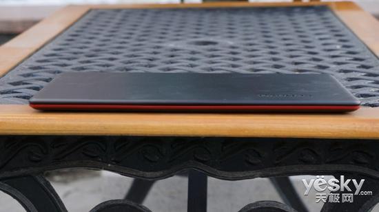 联想ideapad 700S