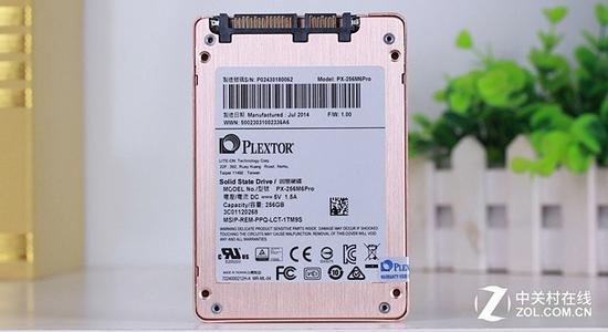浦科特M6PRO 256GB SSD厚度对比