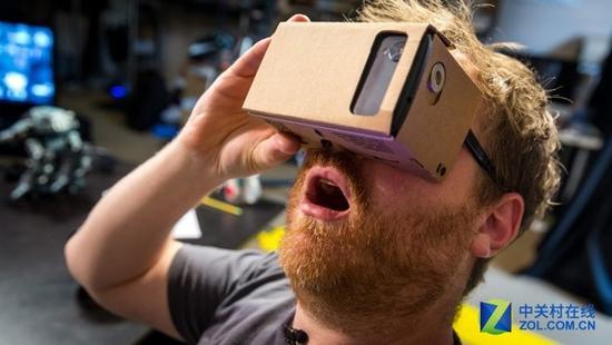 去年GoogleI/O上推出VR眼镜-Cardboard。