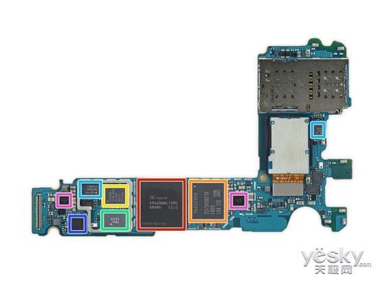 三星Galaxy S7 edge主板正面