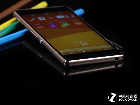 索尼 Xperia Z3+