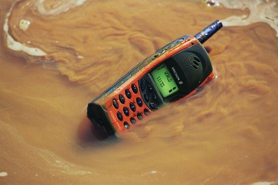 爱立信R250 PRO(图片引自The Verge)