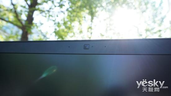 戴尔Latitude E5570摄像头特写