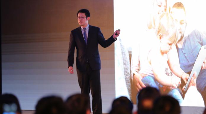 同步推出的iBIG OS是专为此次发布的iBIG Stor无线