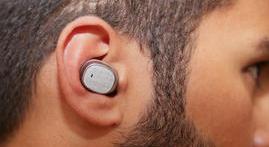 Motorola Hint(节选自CNET)
