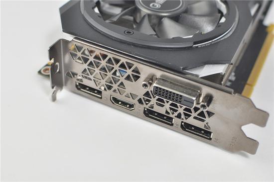 影驰GTX 1070骨灰大将