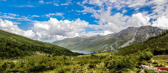 Canon EOS 5D mark II,EF 24mm f/1.4L USM II,F9,1/1000秒,ISO640