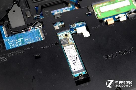 SSD固态硬盘位置