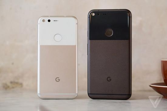 谷歌Pixel/Pixel XL(图片引自theverge)