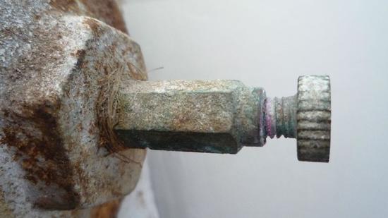 对暖气系统的保养尤为重要
