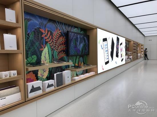 Apple Store珠江新城店长廊