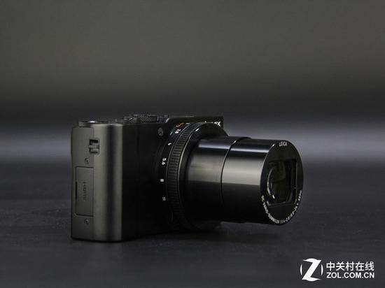 松下LX10镜头伸出时长度