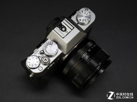 操控上富士X-T20属于简单易懂型,而且AUTO模式使用价值很高