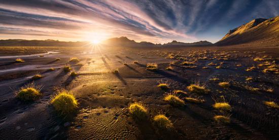 摄影师:Max Rive