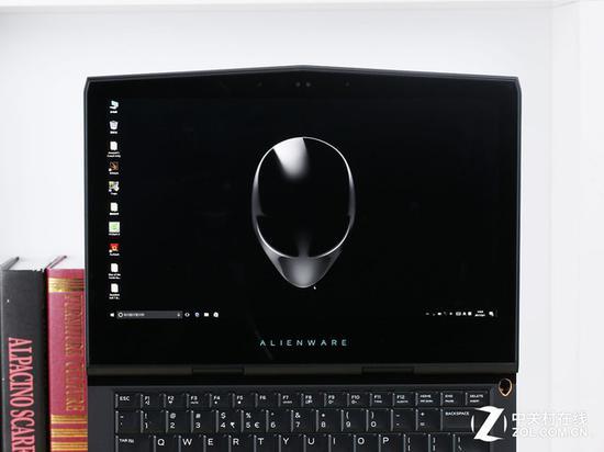 Alienware 13 OLED实际显示效果