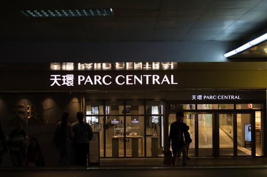 光圈:F2 快门:1/64 sec ISO:100