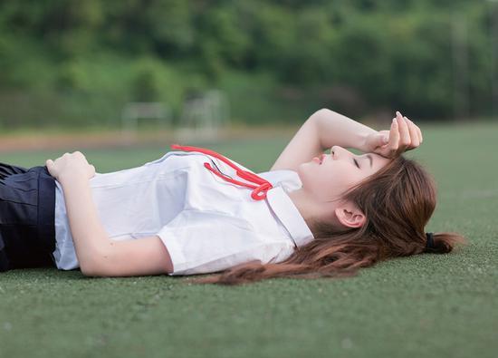 相机:佳能EOS 5D Mark III,光圈:f/2.8,快门速度:1/1000s,感光度:ISO 100,焦距:85mm