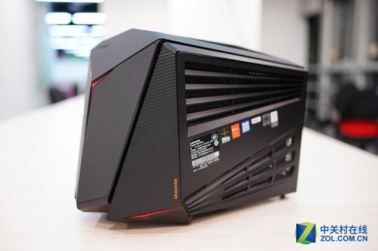 造型独特的联想IdeaCentre Y720 Cube