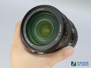 新老24-105mm镀膜颜色(左为新镜头,右为老镜头)