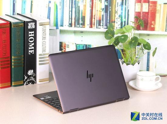 Spectre x360黑金版给人一种尊贵典雅之感