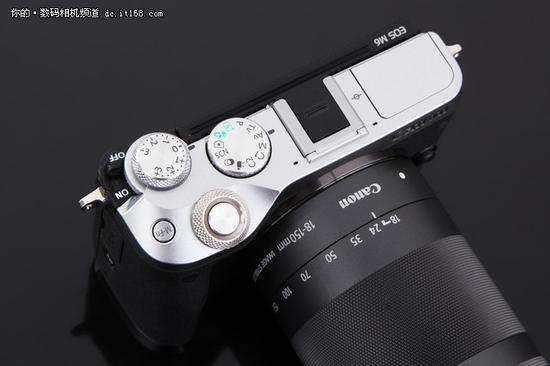 佳能EOS M6顶部设计