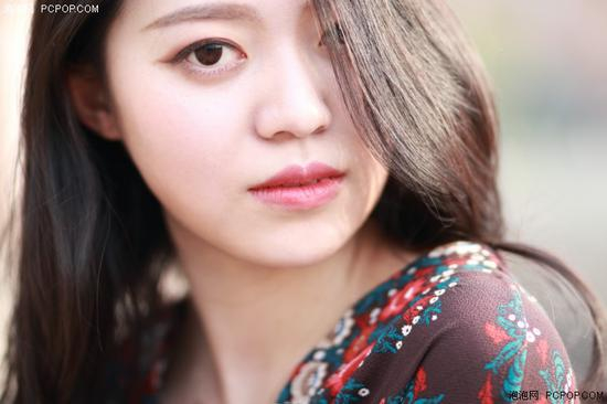 85mm,1/400,F1.4,ISO100