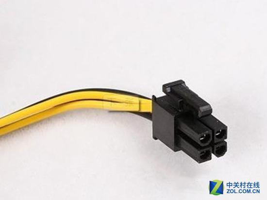 增加的4PIN 12V CPU供电线路