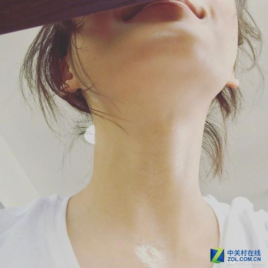 在这种天气里要是没有空调 很难想象晚上要怎么睡