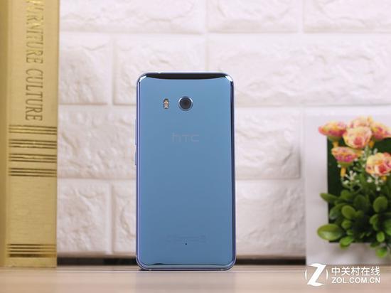 HTC U11