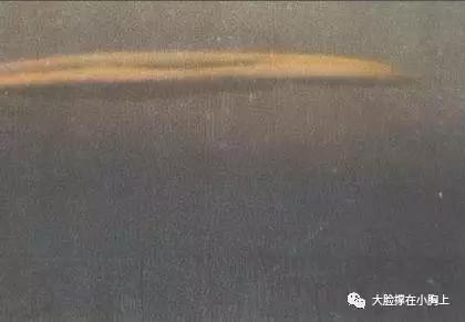 当年拍摄的“条带状地震云”,来自《初论地震云》,自然杂志,1986年