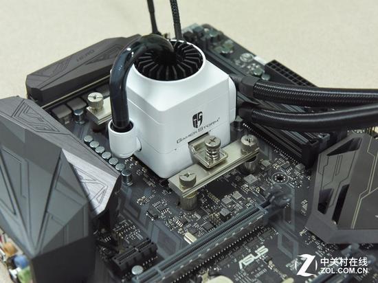 经常超频的玩家适宜选择水冷散热器