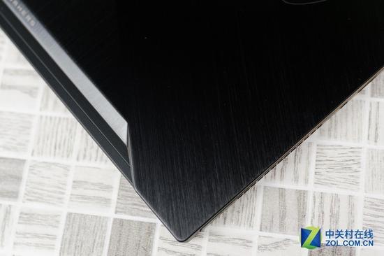 ROG 冰刃 GX501V (Zephyrus )